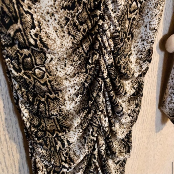 Windsor Snakeskin Print Dress Medium - Picture 8 of 11